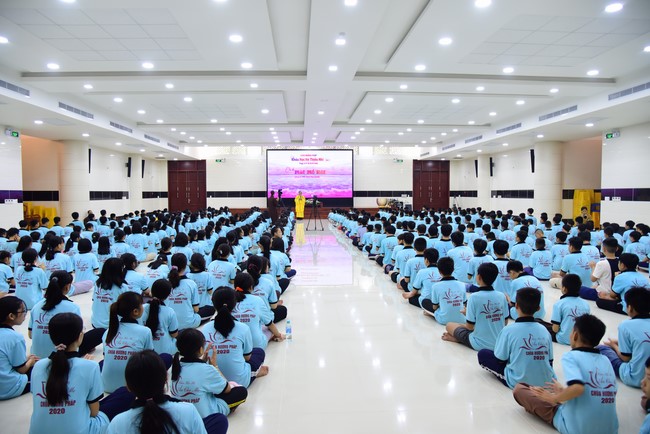 The 2nd-day Children 's Summer Retreat